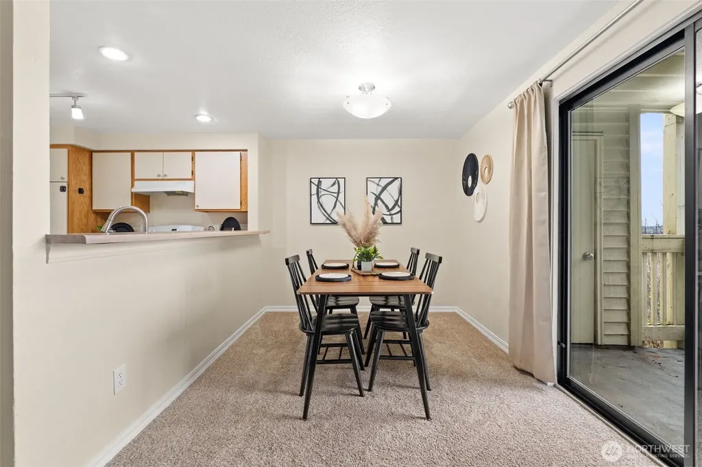 1700 W Sunn Fjord Lane Bremerton WA 98312