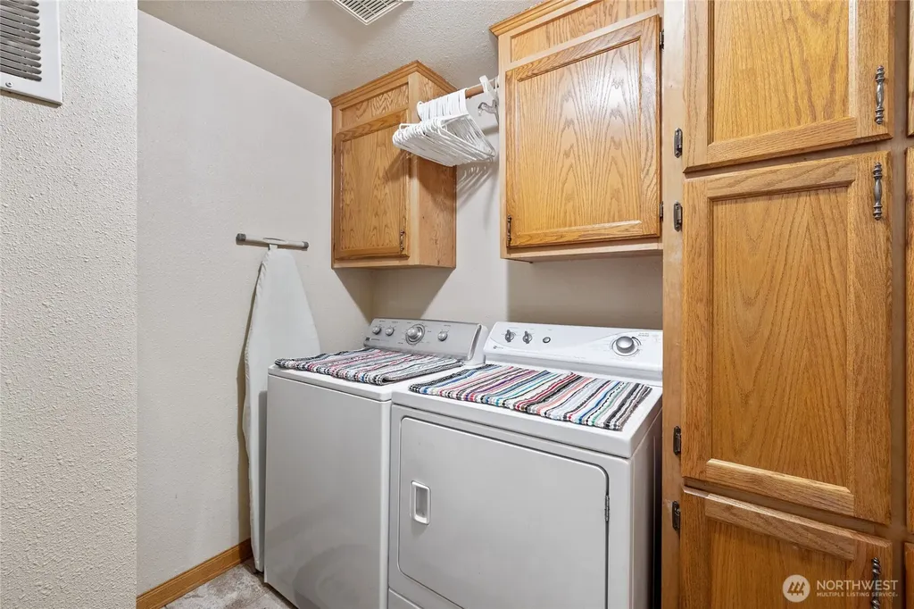 836 Harman Way S Orting WA 98360