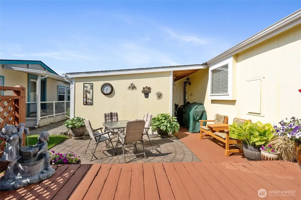 836 Harman Way S Orting WA 98360