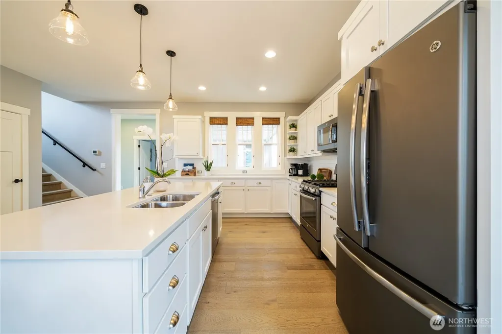 576 Porcupine Lane Chelan WA 98816
