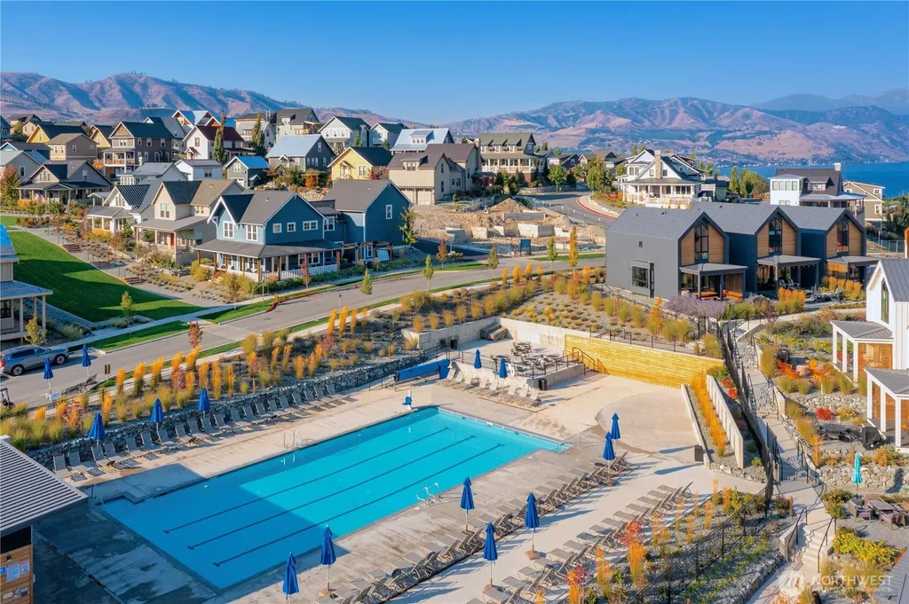 576 Porcupine Lane Chelan WA 98816