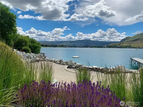 576 Porcupine Lane Chelan WA 98816