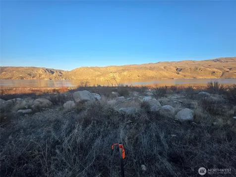 8 Boulder Gulch Drive Pateros WA 98846