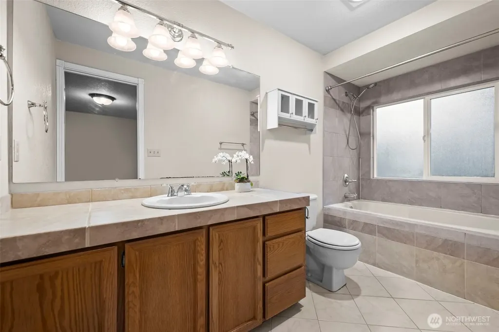 23601 71st Drive SE Woodinville WA 98072