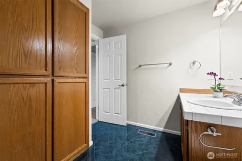 23601 71st Drive SE Woodinville WA 98072