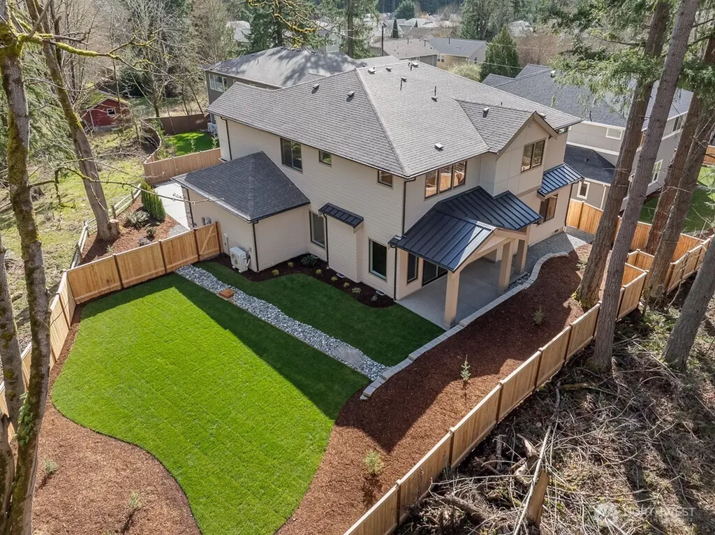 24922 SE 17th Street Sammamish WA 98075