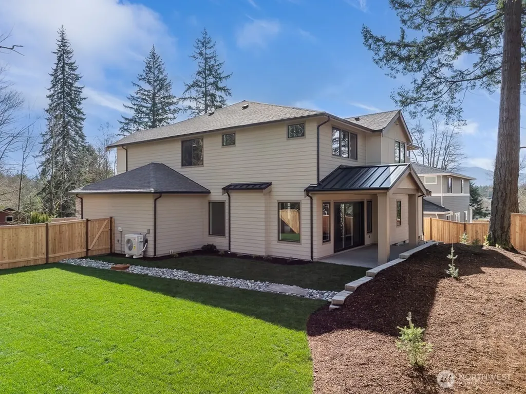 24922 SE 17th Street Sammamish WA 98075