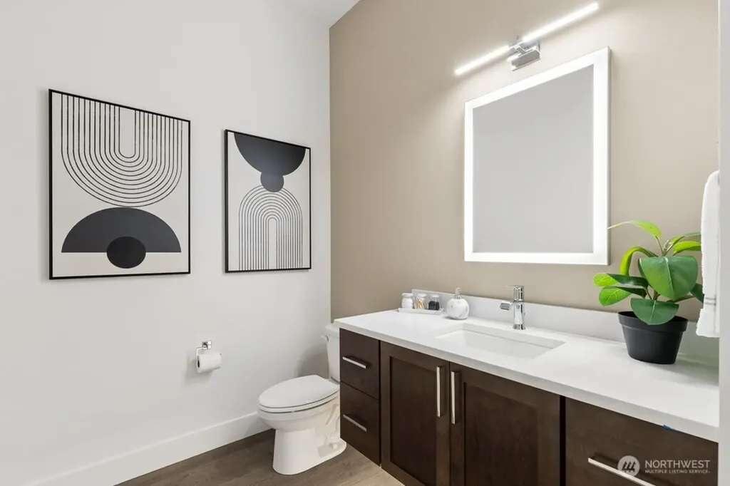 24922 SE 17th Street Sammamish WA 98075