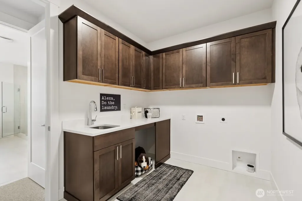 24922 SE 17th Street Sammamish WA 98075