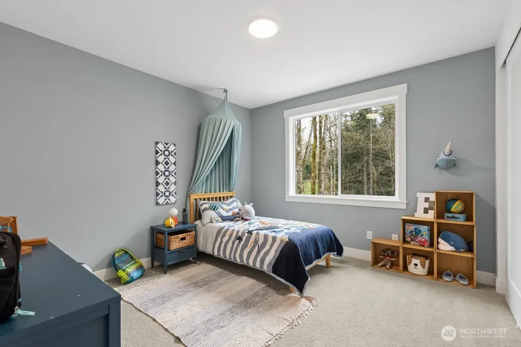 24922 SE 17th Street Sammamish WA 98075