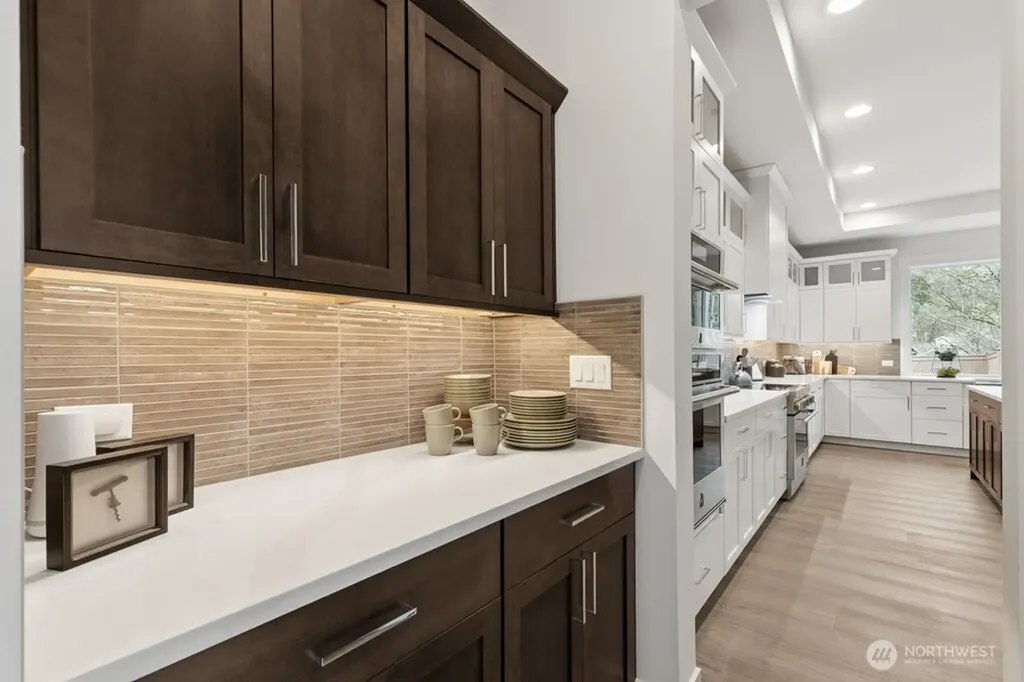 24922 SE 17th Street Sammamish WA 98075