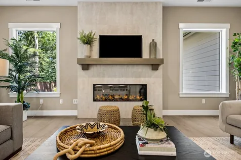 24922 SE 17th Street Sammamish WA 98075