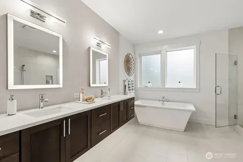24922 SE 17th Street Sammamish WA 98075
