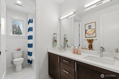 24922 SE 17th Street Sammamish WA 98075