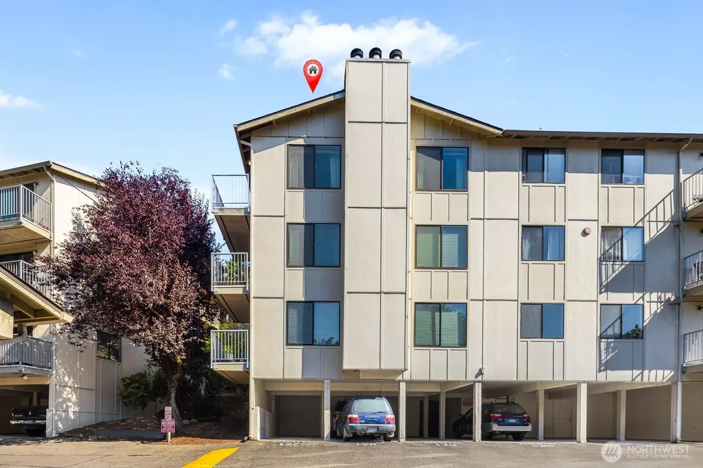 1235 SW 132nd Lane Burien WA 98146