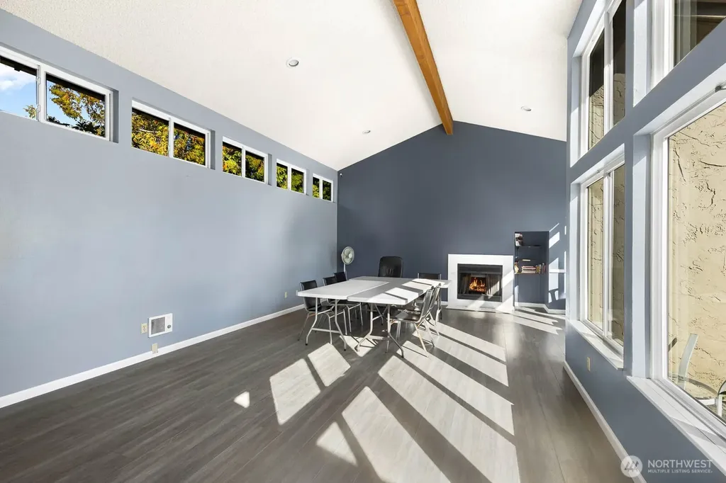 1235 SW 132nd Lane Burien WA 98146