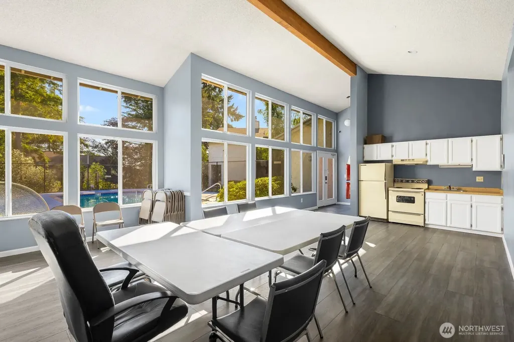 1235 SW 132nd Lane Burien WA 98146