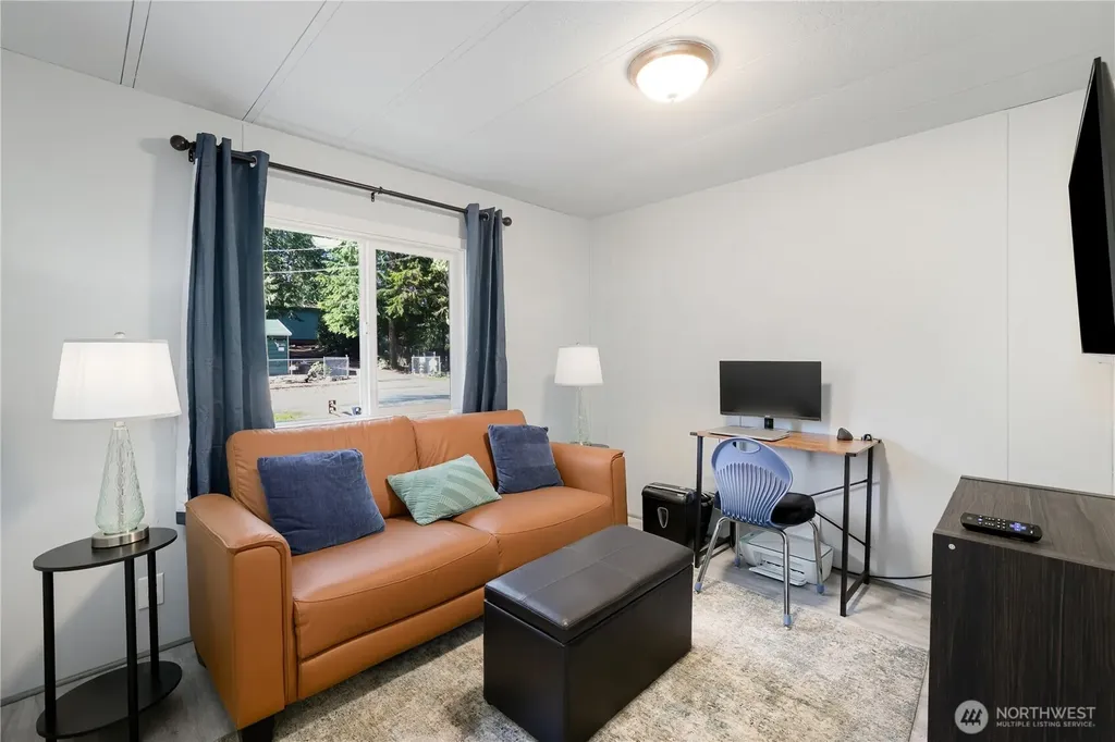 350 E Lakeshore Drive E Shelton WA 98584