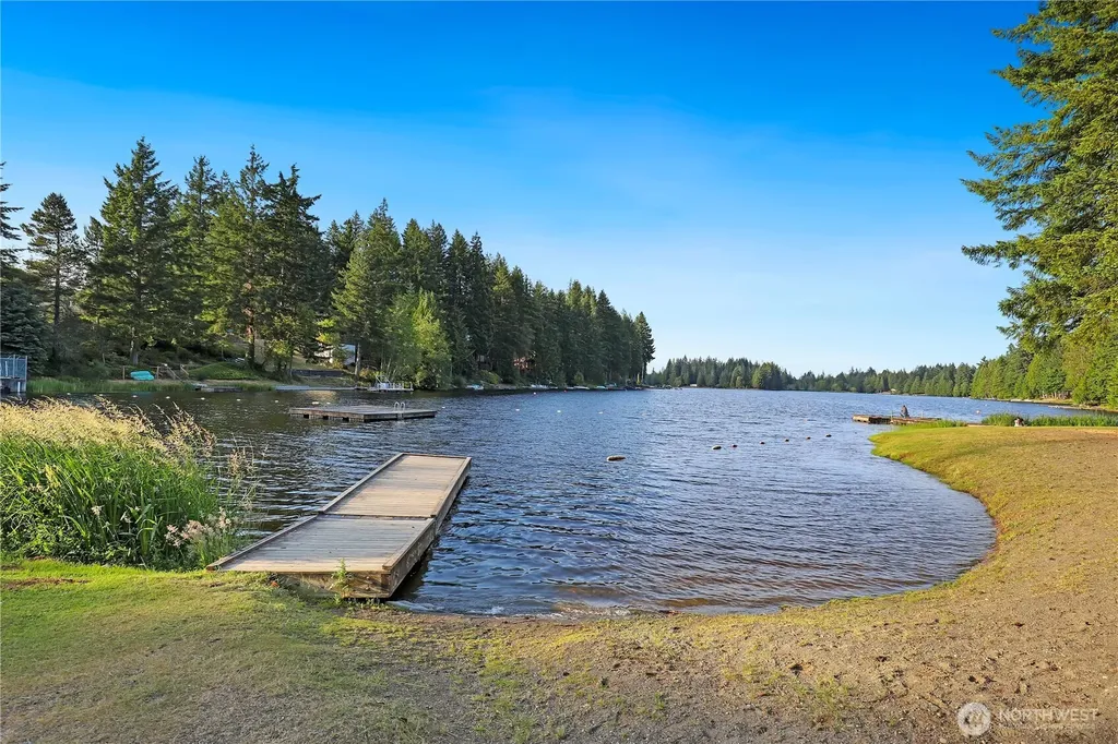 350 E Lakeshore Drive E Shelton WA 98584
