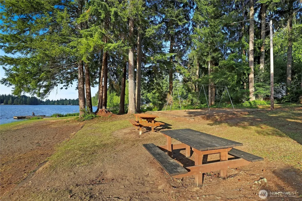 350 E Lakeshore Drive E Shelton WA 98584