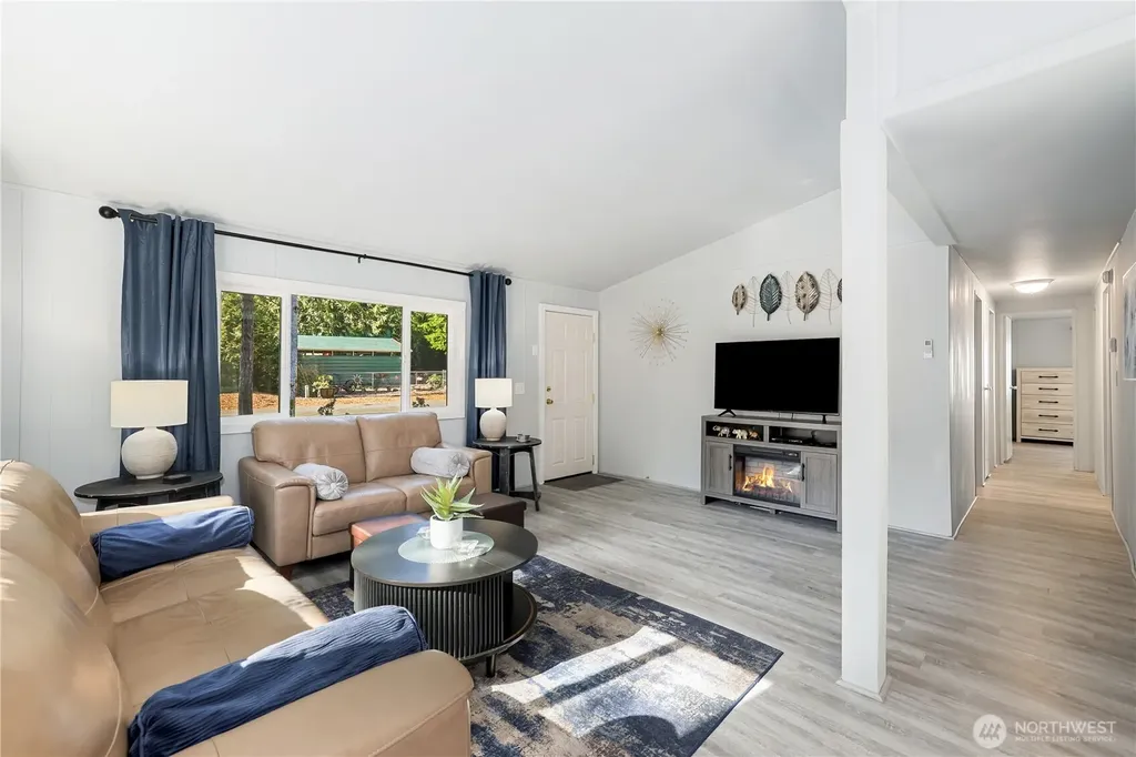 350 E Lakeshore Drive E Shelton WA 98584