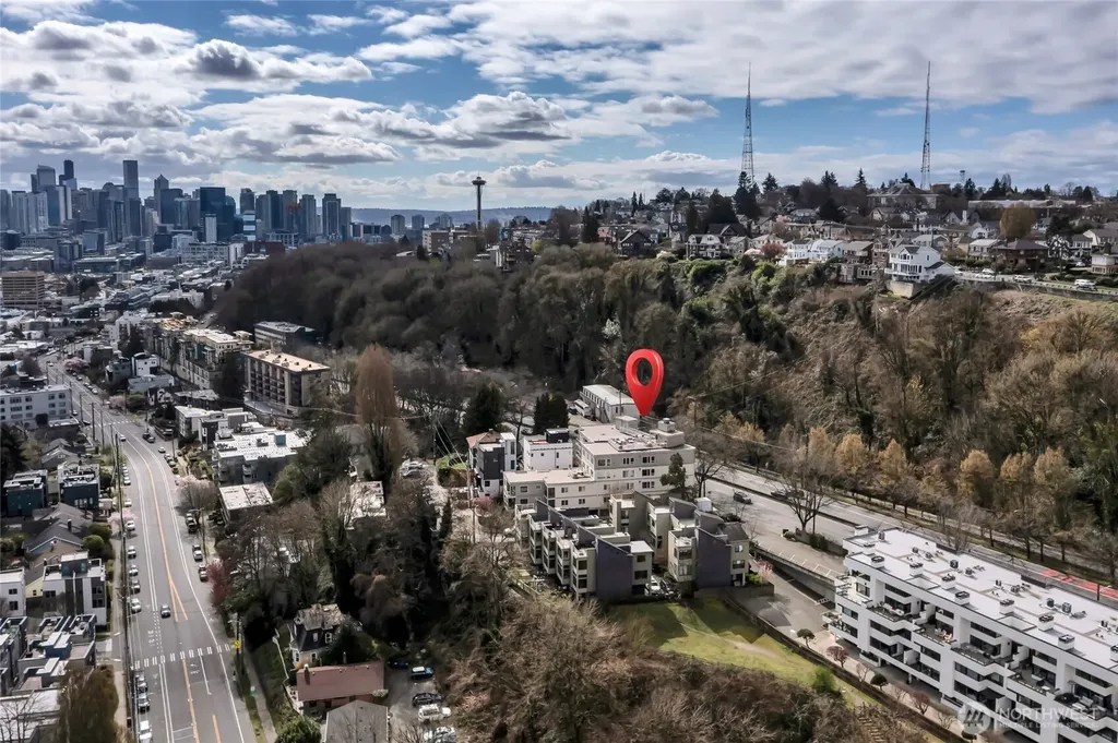 559 Mcgraw Street Seattle WA 98109