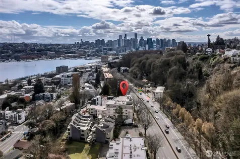 559 Mcgraw Street Seattle WA 98109