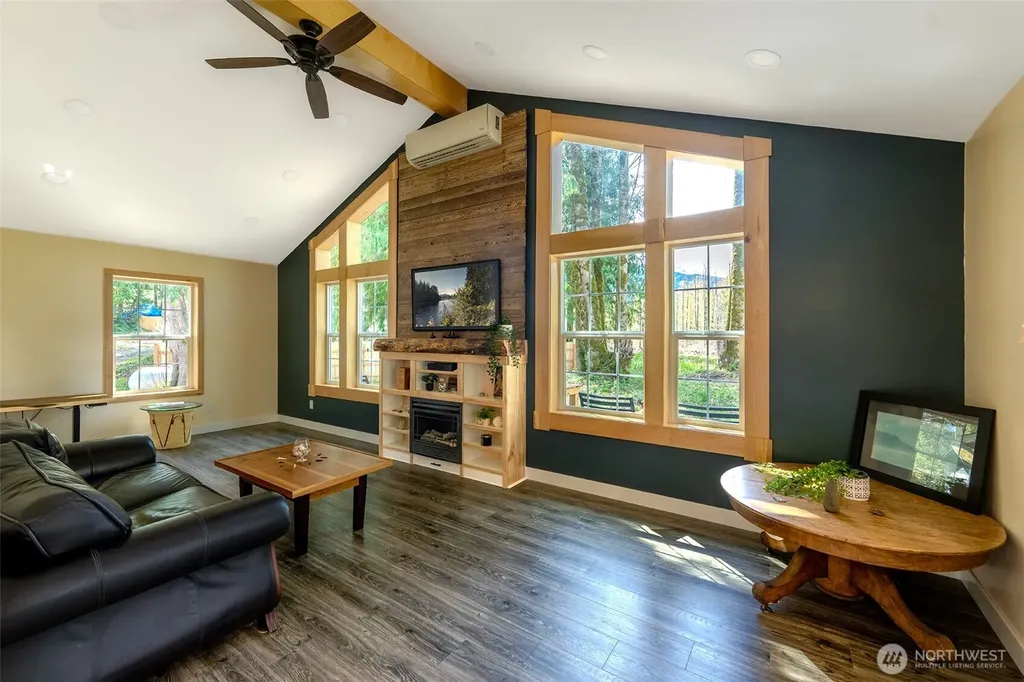1218 Croft Avenue Gold Bar WA 98251
