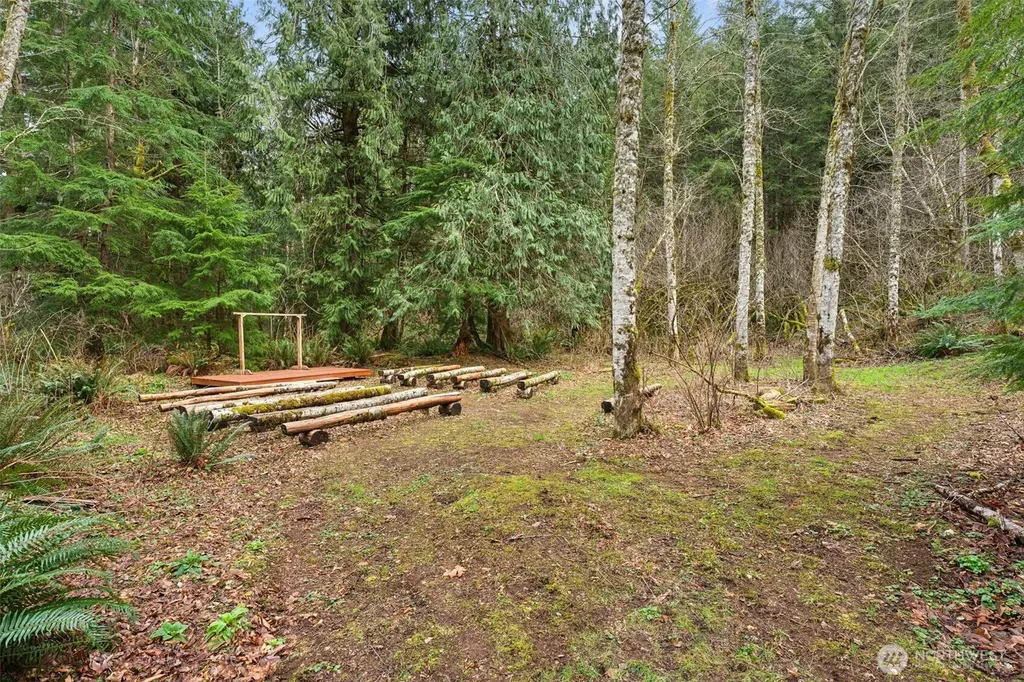 31530 SE 384th Street Enumclaw WA 98022