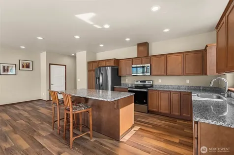436 Hammond Lane Rock Island WA 98850