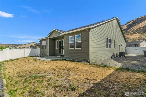 436 Hammond Lane Rock Island WA 98850