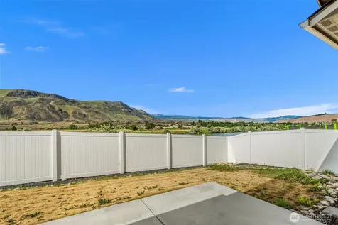 436 Hammond Lane Rock Island WA 98850