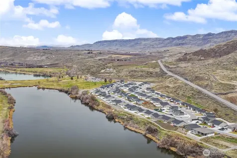 436 Hammond Lane Rock Island WA 98850