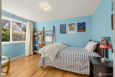 4478 142nd Avenue SE Bellevue WA 98006