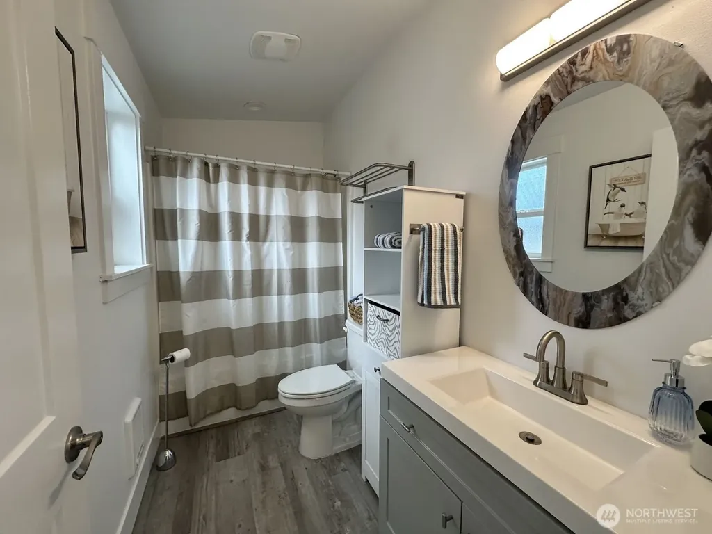 638 Rainbow Ct NE Ocean Shores WA 98569