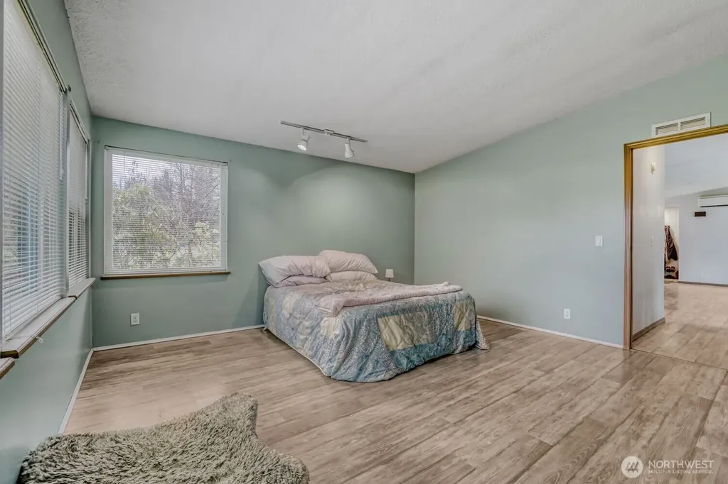 35605 State Route 2 Sultan WA 98294