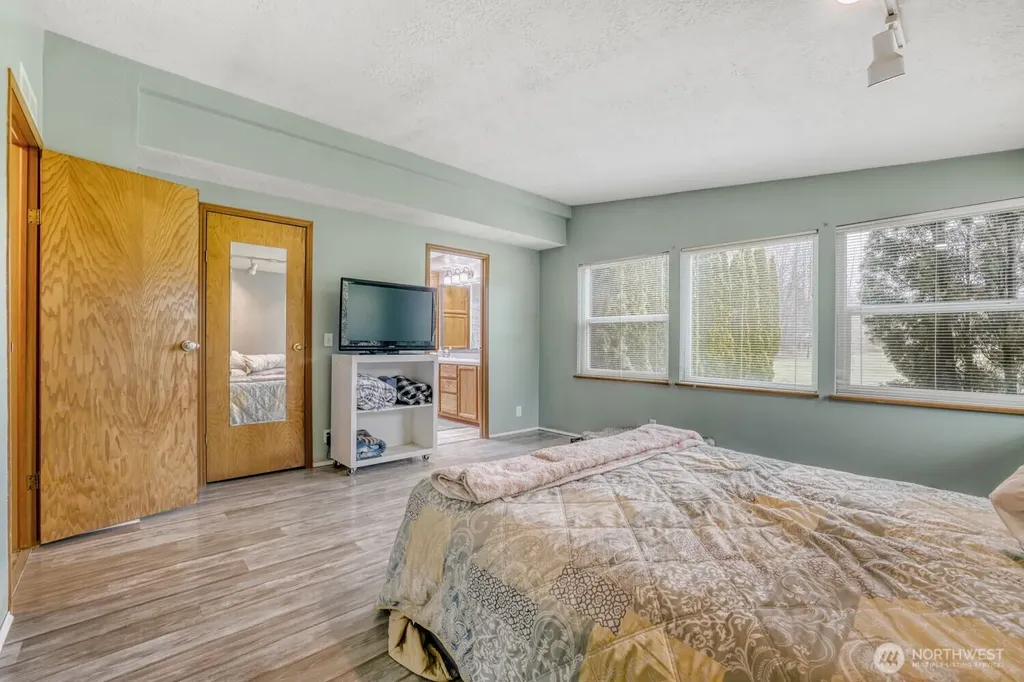 35605 State Route 2 Sultan WA 98294