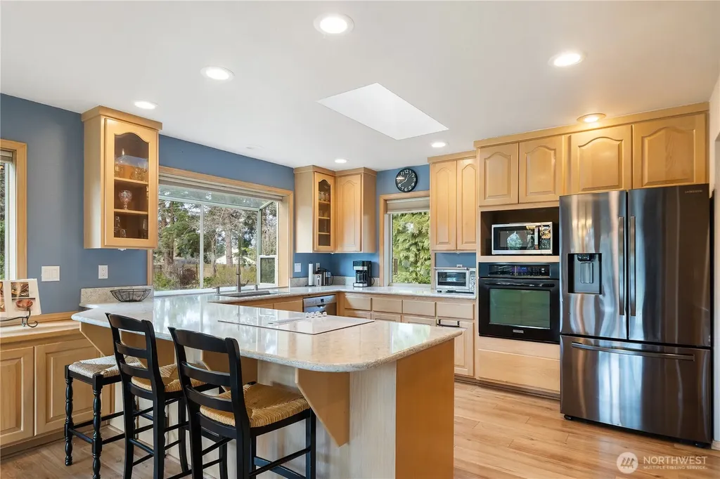 520 Grandview Drive Sequim WA 98382