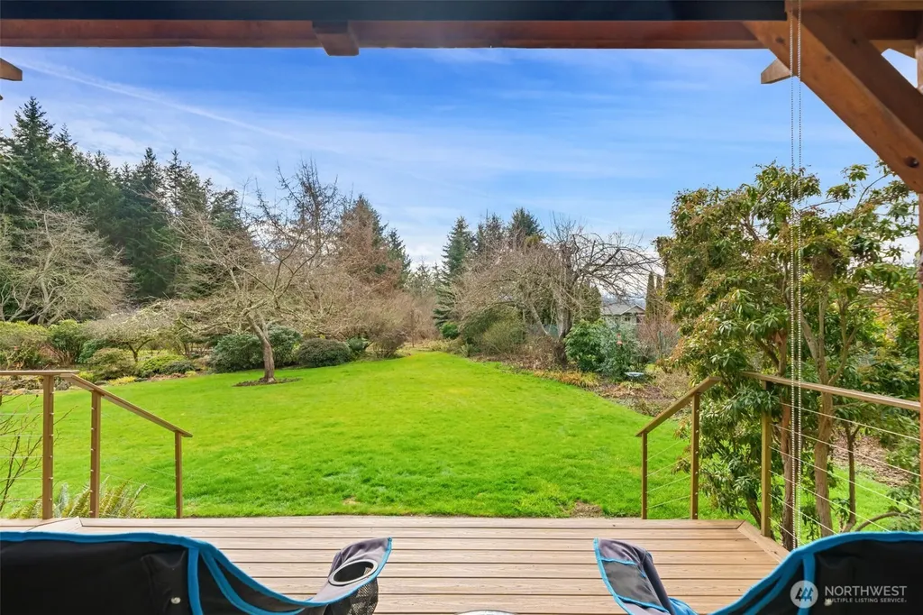 520 Grandview Drive Sequim WA 98382