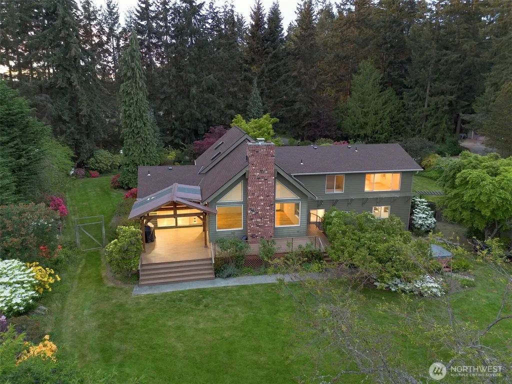 520 Grandview Drive Sequim WA 98382