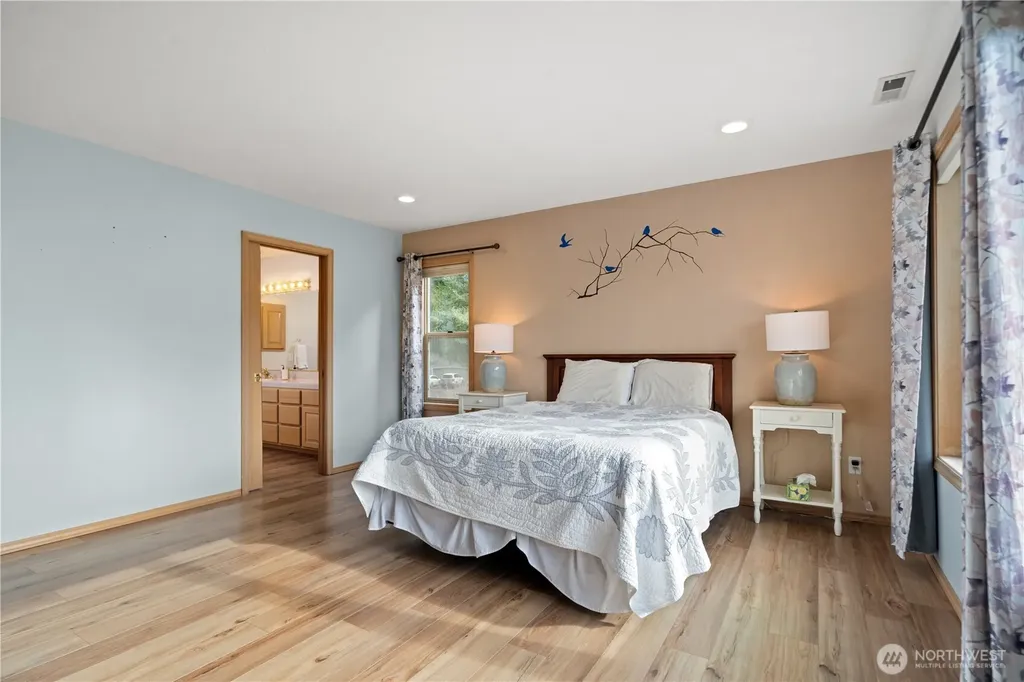 520 Grandview Drive Sequim WA 98382