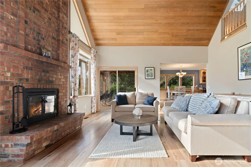 520 Grandview Drive Sequim WA 98382