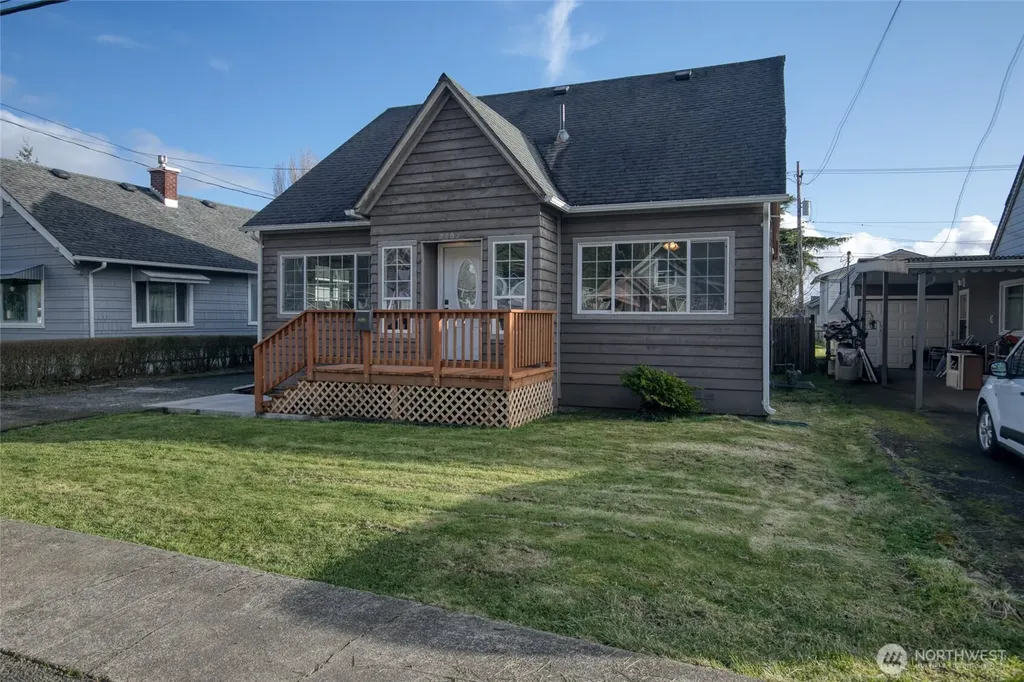 2409 Cherry Street Aberdeen WA 98520