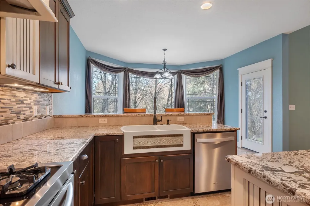 547 Lone Oak Road Longview WA 98632