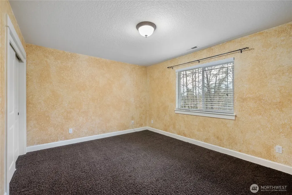 547 Lone Oak Road Longview WA 98632