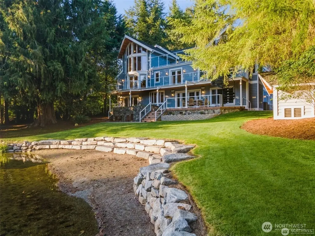 11009 317th Avenue NE Carnation WA 98014
