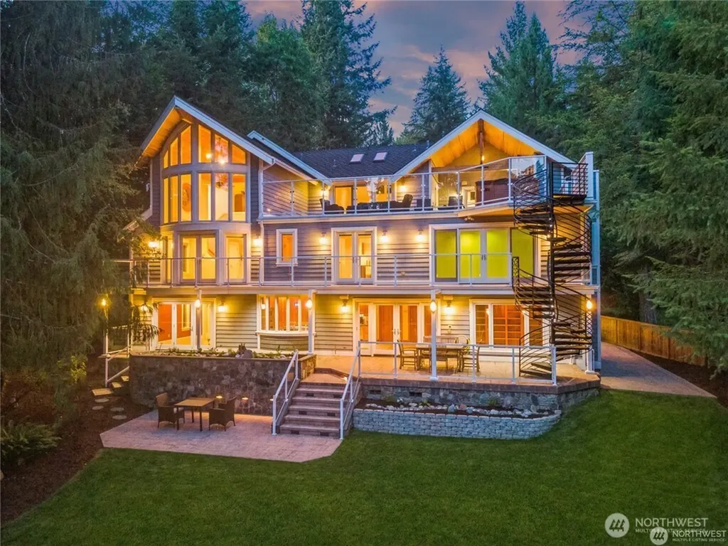 11009 317th Avenue NE Carnation WA 98014