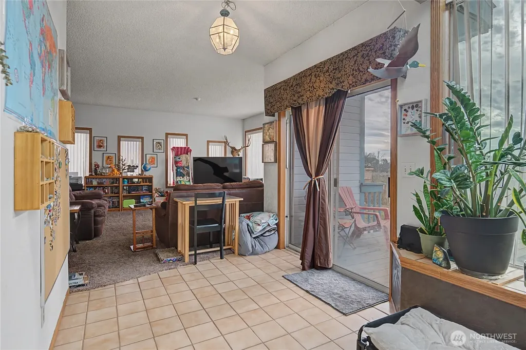 2238 S Crestmont Drive Moses Lake WA 98837