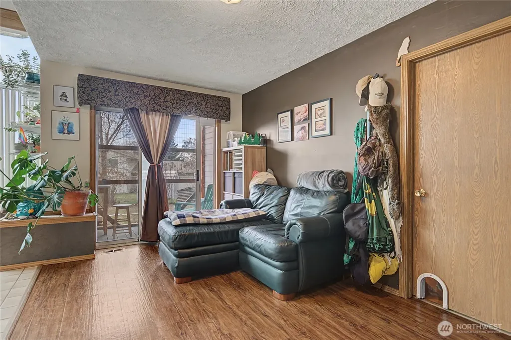 2238 S Crestmont Drive Moses Lake WA 98837