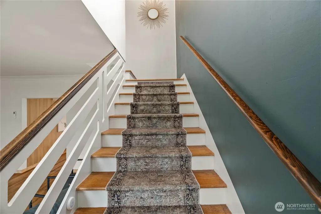 515 5th Street Hoquiam WA 98550